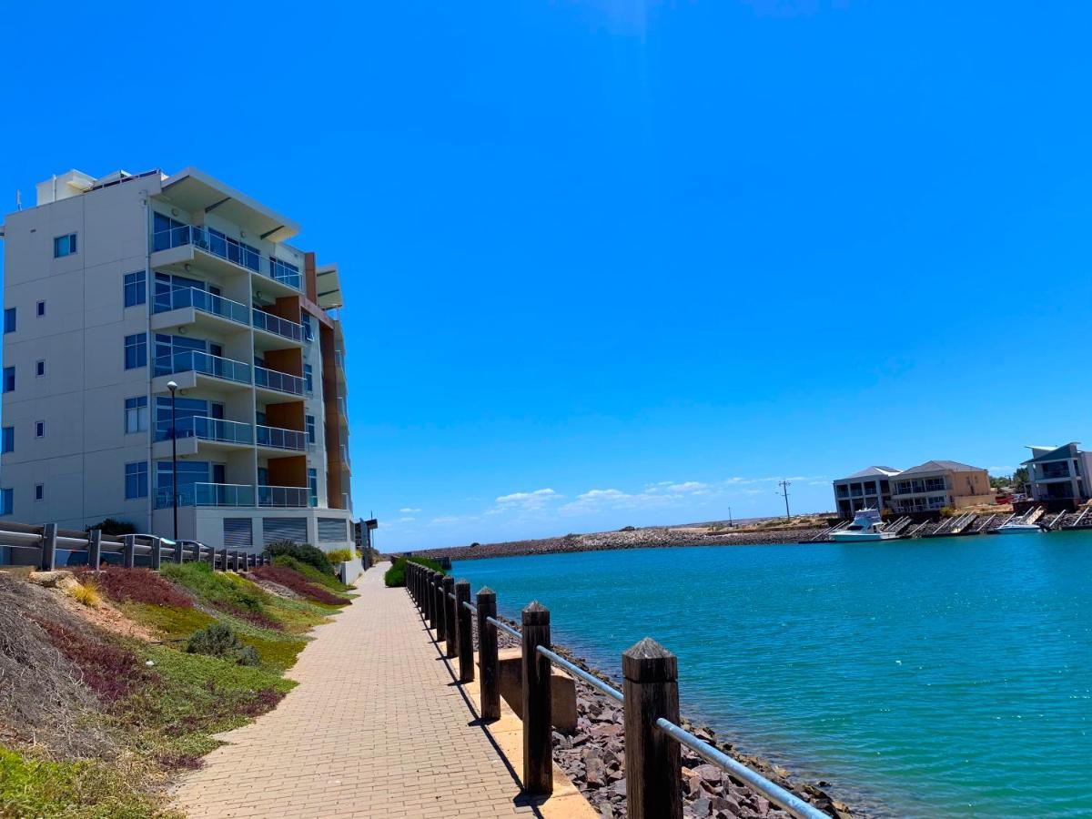 Wallaroo Marina Luxury Apartment Exterior photo